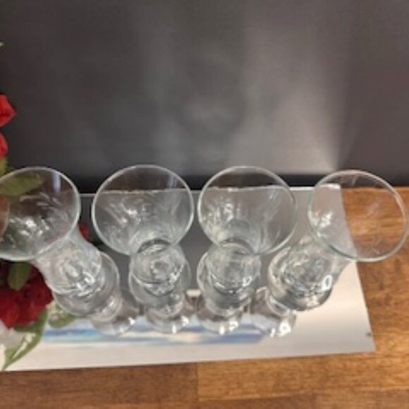 Set of 4 Vintage Floral Etched Stemmed Glasses – Elegant 4 oz Cocktail or Desser - Picture 5 of 5